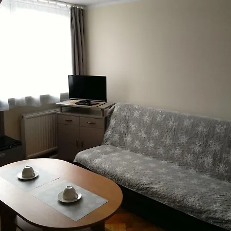 Szmaragd Homestay szállás