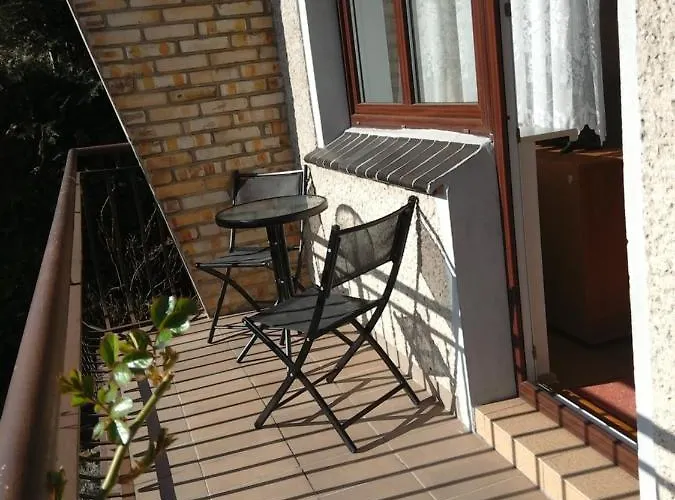 Szmaragd 民宿 科沃布热格